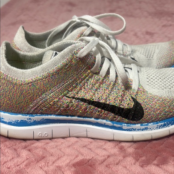 Nike Flyknit Free 4.0 White and MulticolorSneakers Women’s - Picture 6 of 10